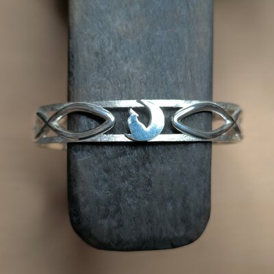 Meander bracelet