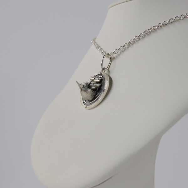 Pendentif "Le Navire des Rêves"