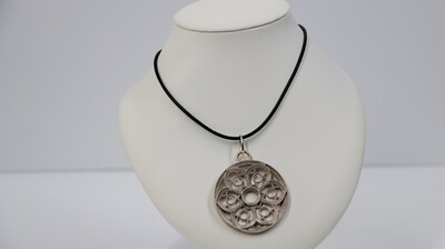 Pendentif "Rosace d’Argent"