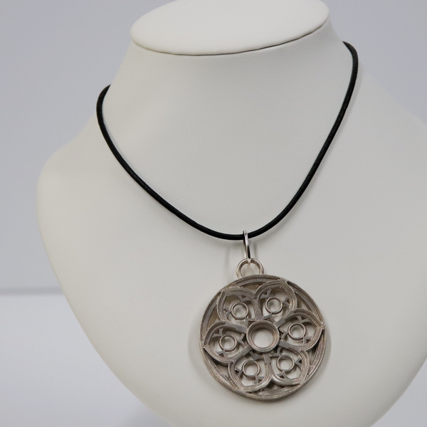Pendentif "Rosace d’Argent"
