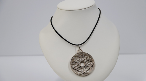 Pendentif "Rosace d’Argent"
